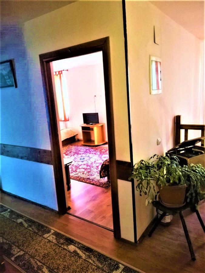 Hotel Dolce Far Niente Брашов Экстерьер фото