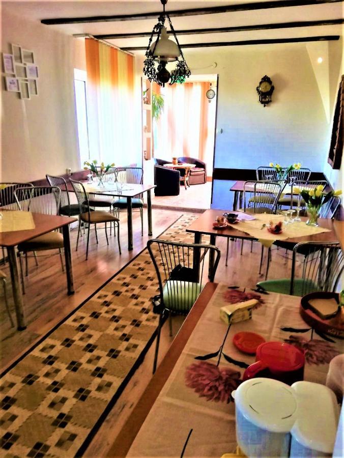 Hotel Dolce Far Niente Брашов Экстерьер фото