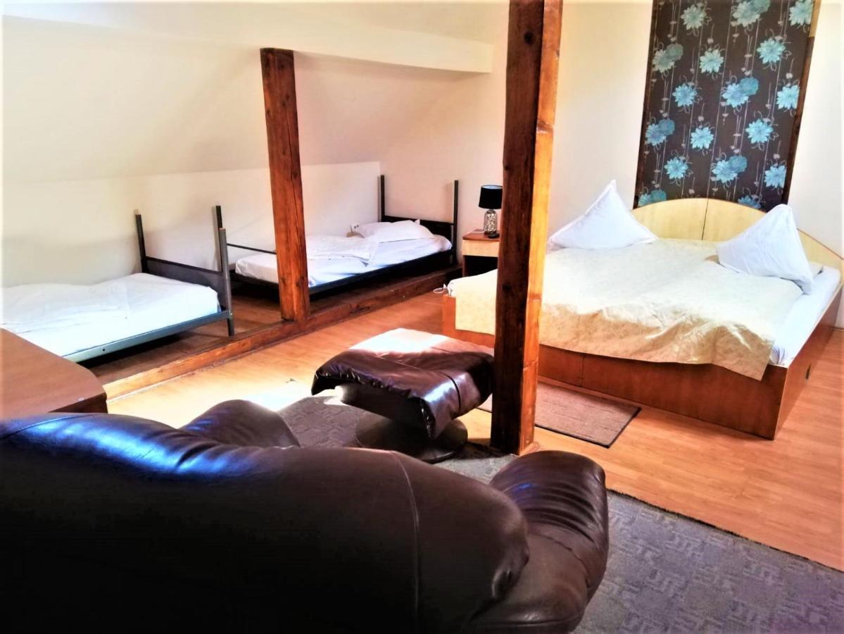 Hotel Dolce Far Niente Брашов Экстерьер фото